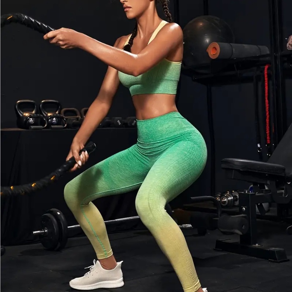 Callie Lives Stasia Sprite Green Yellow Active Wear Sports Bra Legging Set S L - Picture 3 of 5